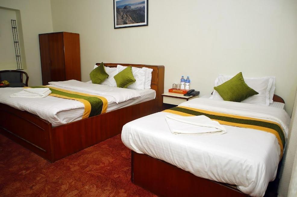 Bouddha Green Hotel Катманду Экстерьер фото