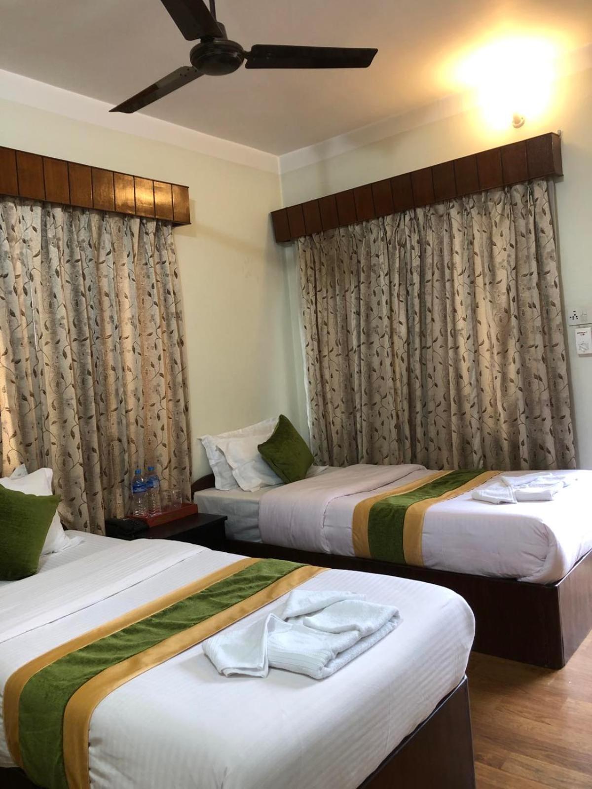 Bouddha Green Hotel Катманду Экстерьер фото